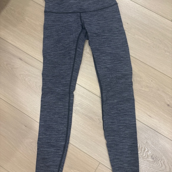 Lululemon leggings - Picture 1 of 3